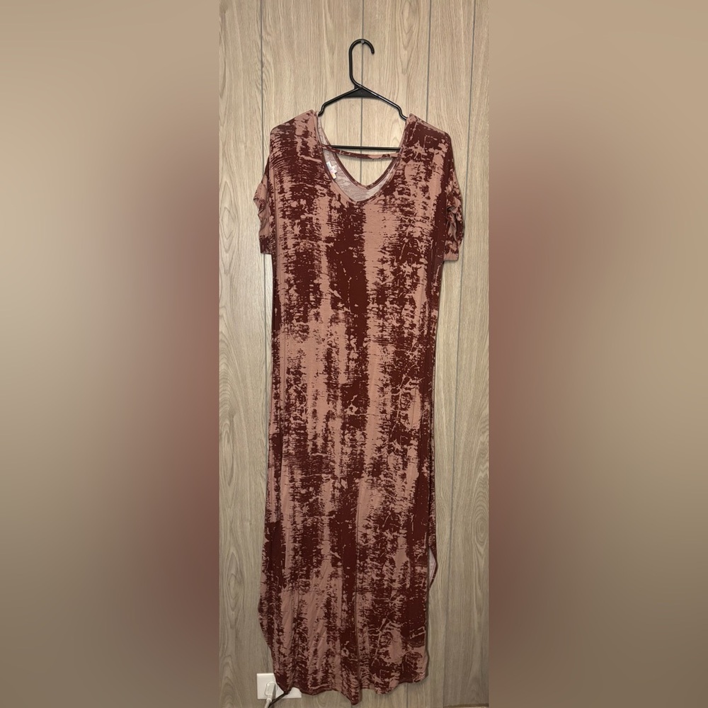 LuLaRoe Burgundy Tie-Dye Maxi Dress